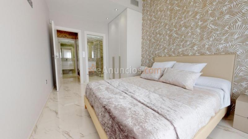 Casa-Chalet en Venta en Villamartin Alicante