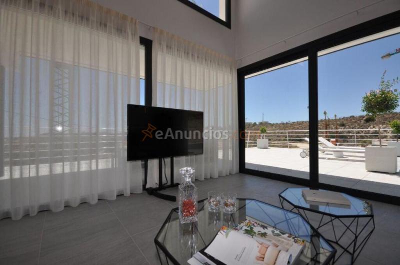 Casa-Chalet en Venta en San Miguel De Salinas Alicante