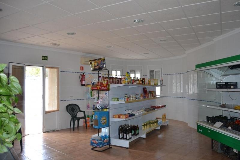 Local comercial en Venta en Pozo De Los Frailes Almería