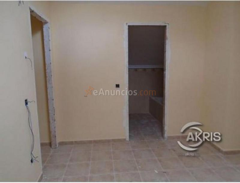 DÚPLEX PARA REFORMAR DE 3 DORMITORIOS EN TORRIJOS