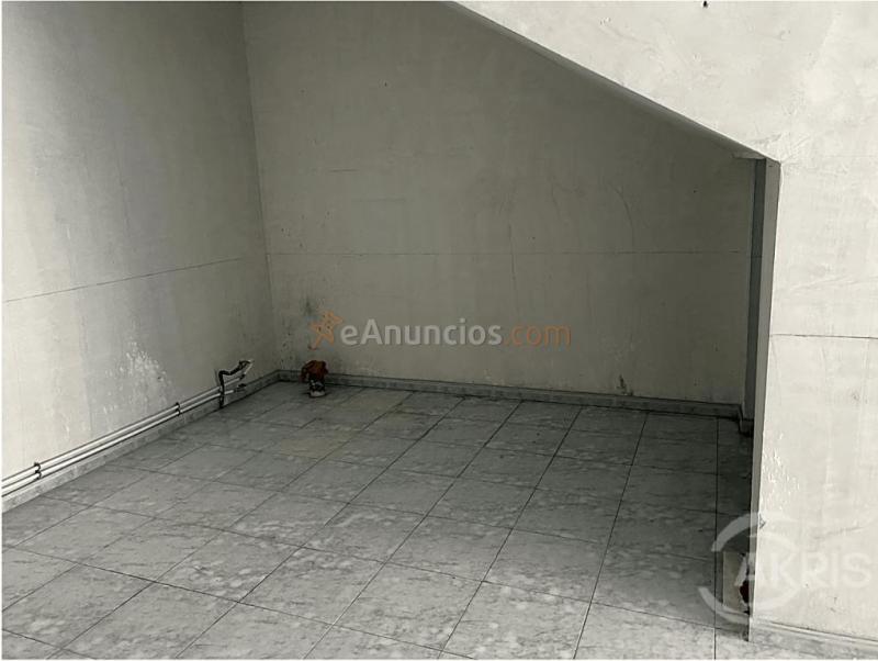 Local en venta en Toledo de 54 m2