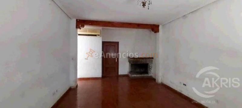 CASA DE PUEBLO EN PLANTA BAJA PARA REFORMAR