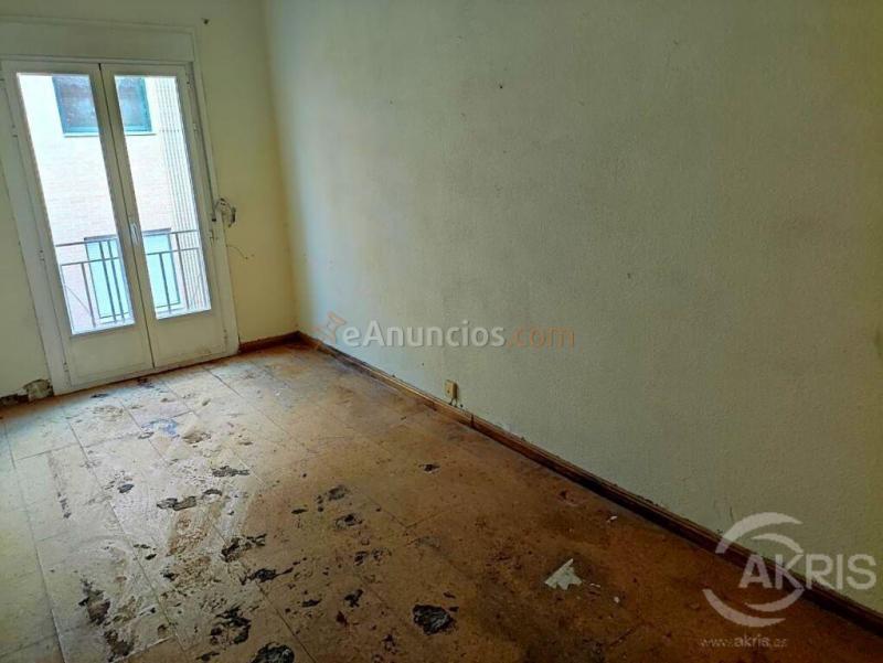 Piso de 3 dormitorios en Toledo. Zona Santa Bárbara. Junto a Paseo de la Rosa
