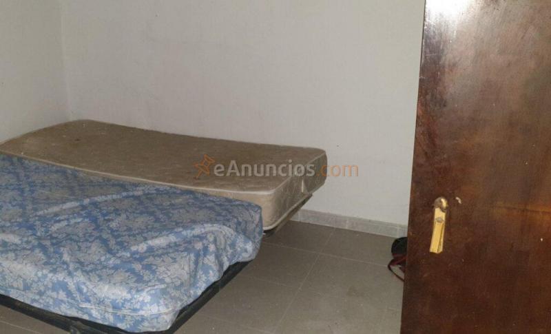 CASA EN VENTA PARA REFORMAR EN EL CENTRO DE NAVARCLES