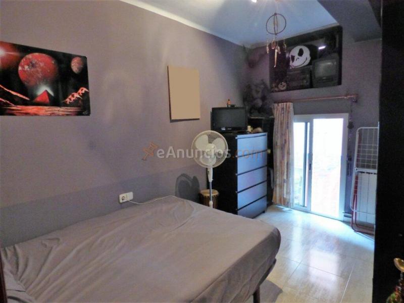 PISO REFORMADO EN VENTA DE UNA HABITACION EN LA ZONA VIA SANT IGNASI DE MANRESA.