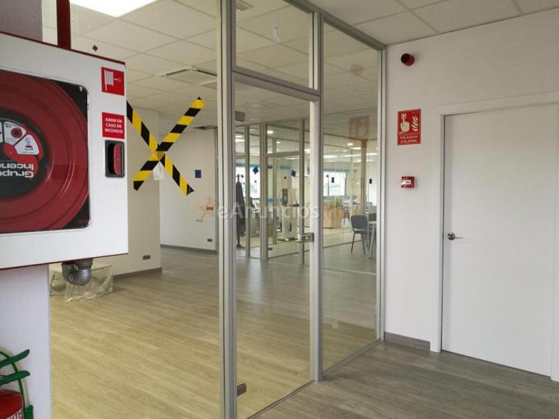 Nave industrial de Obra Nueva en Venta en Llers Girona