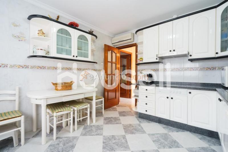 Chalet en venta de 424 m en Calle Lucano, 41400 Écija (Sevilla)