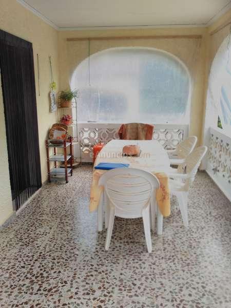 Chalet con piscina y vistas panorámicas