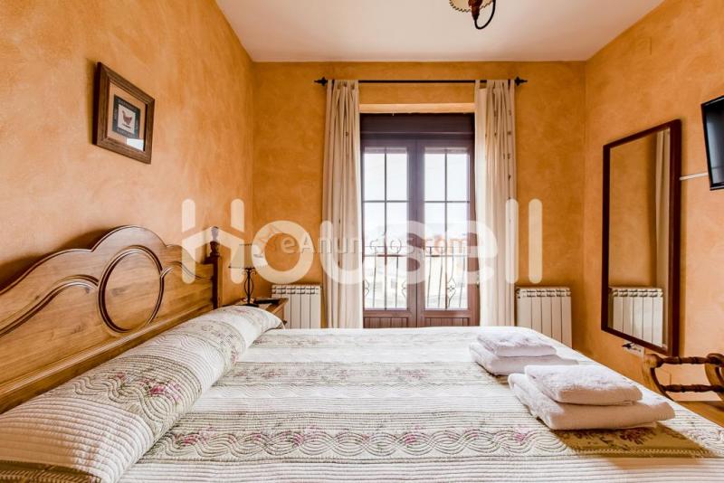 Dúplex en venta de 109.91m en Calle del Bonal, 05635 Navarredonda de Gredos (Avila)