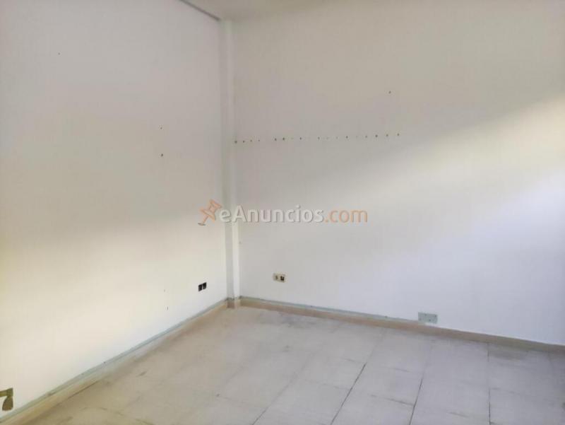 Local en alquiler en Toledo de 115 m2