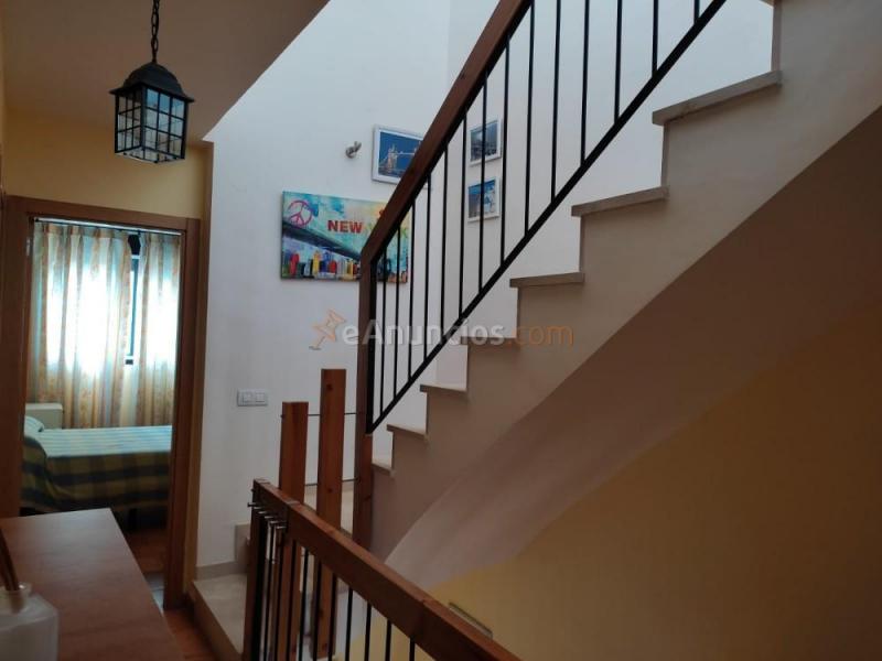 Adosado con vistas montaña playa