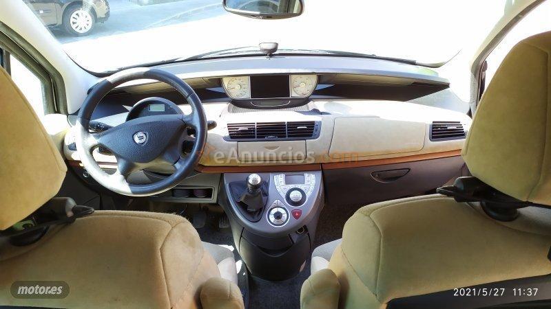 Lancia Phedra EMBLEMA de 2007 con 98.000 Km por 6.499 EUR. en Barcelona