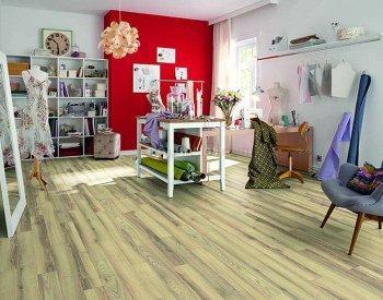 montador de suelos maderas