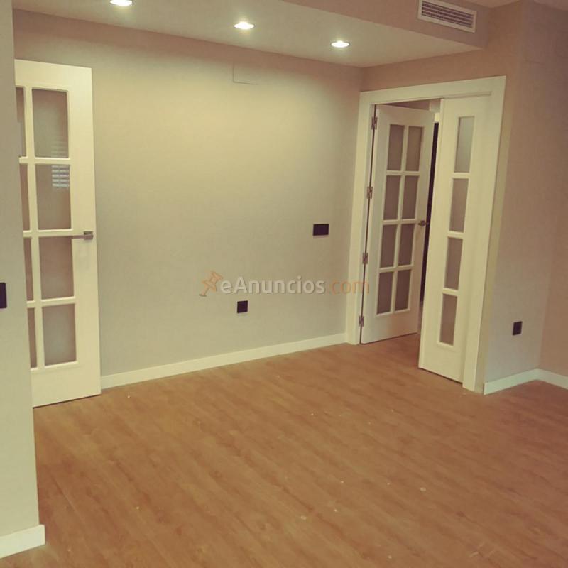 montaje de suelos de maderas laminados