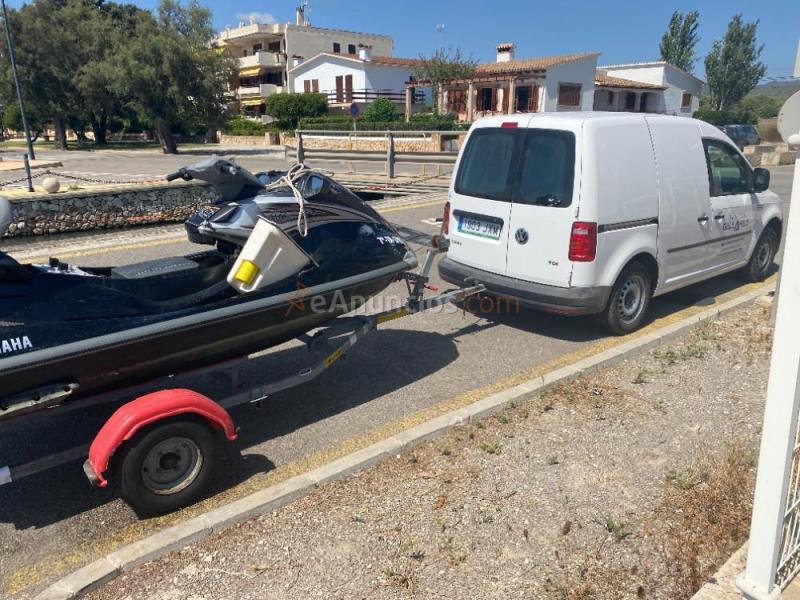 Mecanico y mantenimiento de enbarcaciones