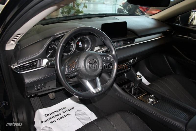 Mazda Mazda6 MAZDA 6 WG 2.0  EVOLUTION TECH 5P de 2018 con 32.655 Km por 21.000 EUR. en Pontevedra