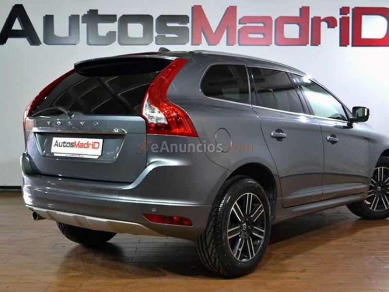 Volvo XC-60 2.0 D3 Momentum Auto