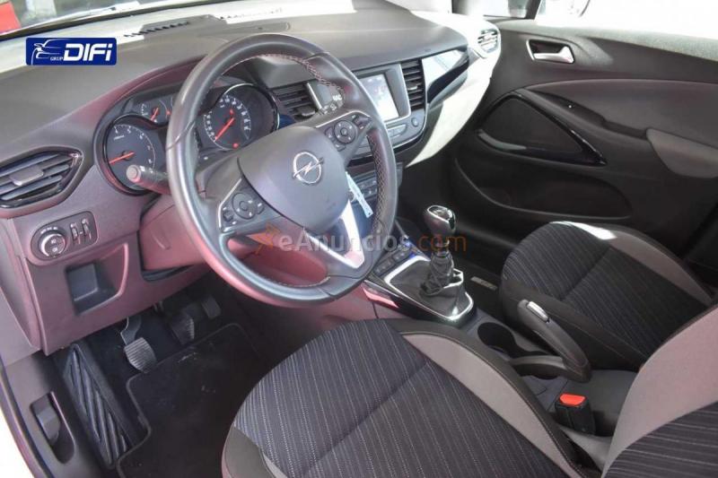 Opel Crossland X 1.2 60kW 81CV Design Line 120 Anivers. 