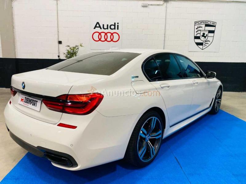 BMW Serie 7 740 e iPerfomance pack M 