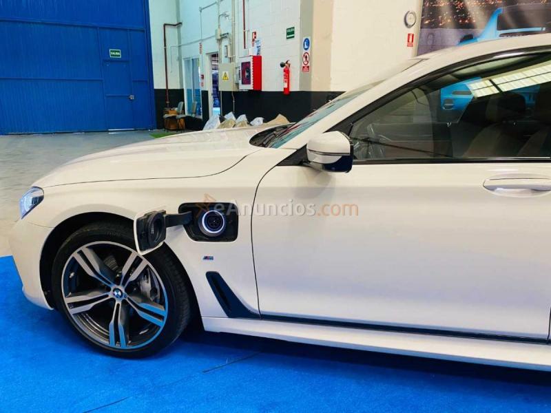 BMW Serie 7 740 e iPerfomance pack M 