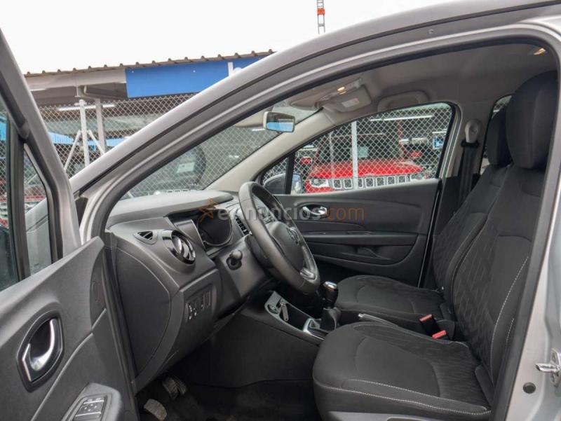 Renault Captur Limited 1.5DCi 90cv 