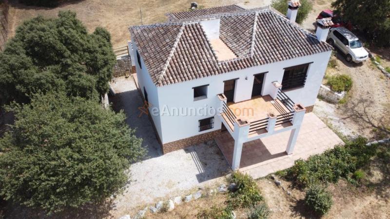 Casa de campo-Masía en Venta en Algatocin Málaga