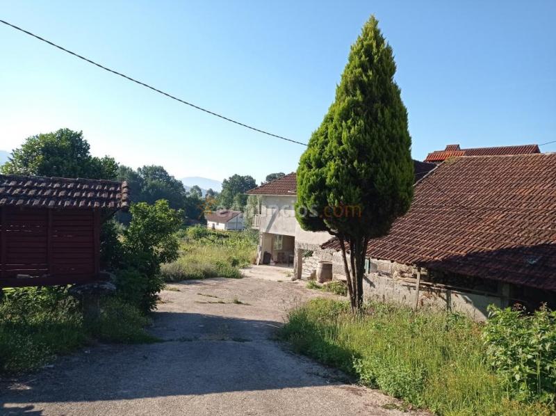 Casa de pueblo en Venta en Ponteareas Pontevedra