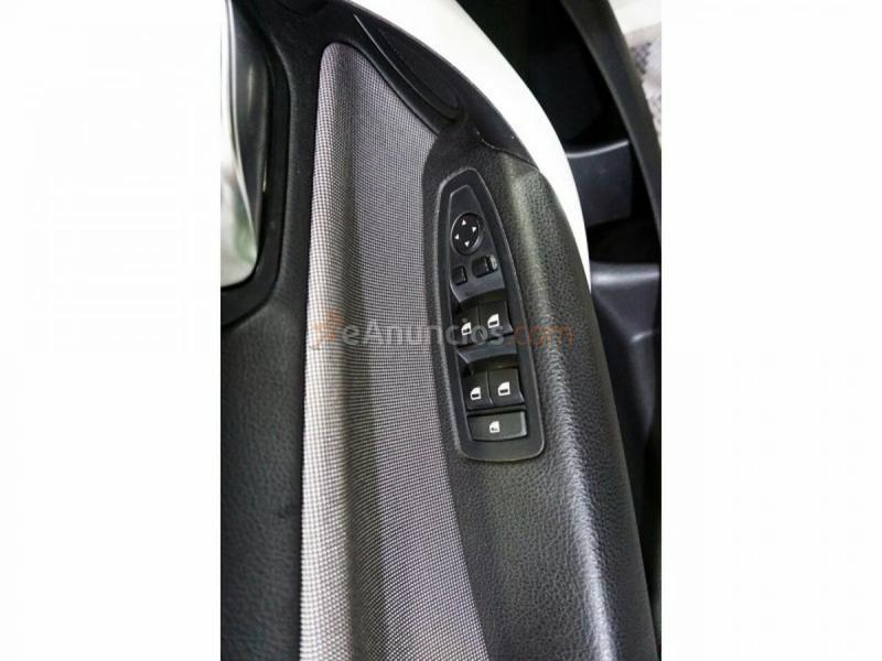 BMW Serie 1 D XDRIVE MANUAL 184CV 