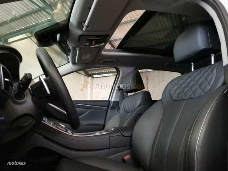 Hyundai Santa Fe Santa Fe 2.2CRDi Tecno 7pl 2WD 8DCT de 2021 con 16.700 Km por 44.690 EUR. en Jaen