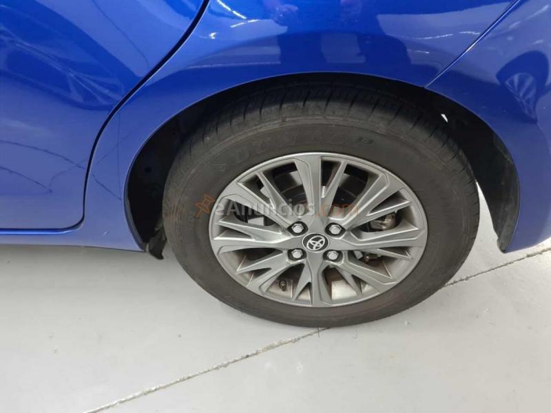 Toyota Yaris HiBRIDO GASOLINA 100CV 