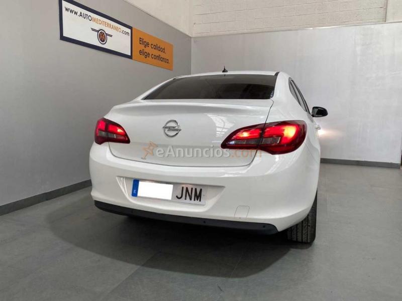Opel Astra 1.6 136cv Diesel 