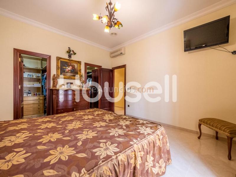 Casa en venta de 430m en Calle Málaga, 41200 Alcalá del Río (Sevilla)
