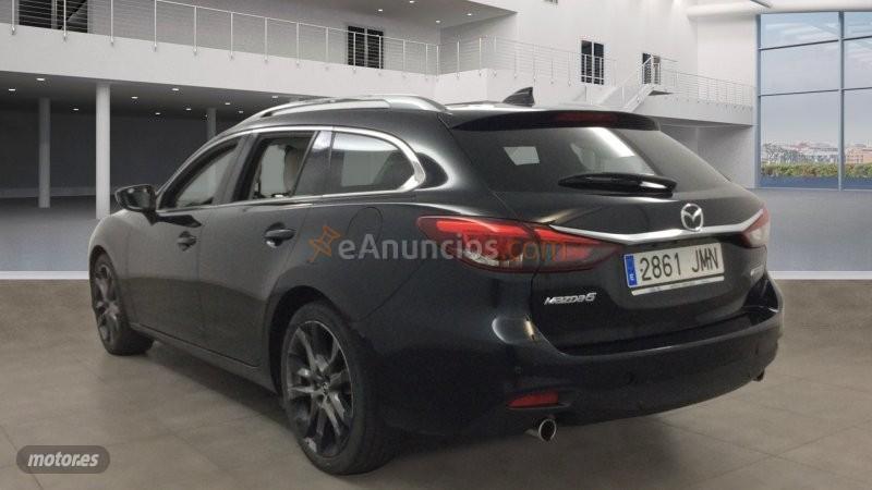 Mazda Mazda5 W. 2.2DE LUX.+PREM.BLACK+TRAVEL+SR(NAVI)AUT. 129KW de 2016 con 221.398 Km por 13.000 EUR. en Madrid