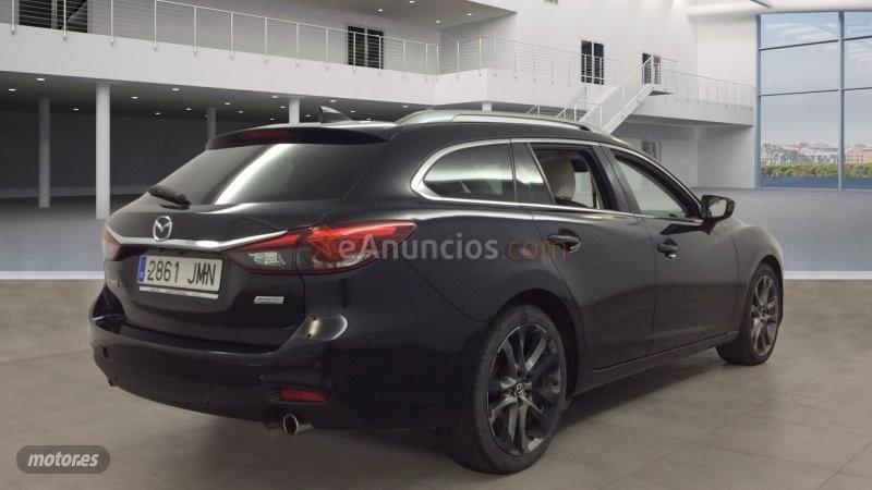 Mazda Mazda5 W. 2.2DE LUX.+PREM.BLACK+TRAVEL+SR(NAVI)AUT. 129KW de 2016 con 221.398 Km por 13.000 EUR. en Madrid