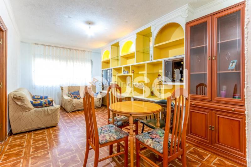 Piso en venta de 80 m en Avenida Juan Gris, 28840 Mejorada del Campo (Madrid)