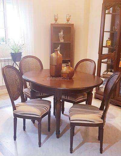Mesa comedor con sillas
