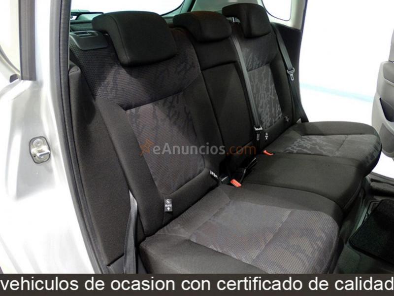 Peugeot 3008 1.6 HDI Premium 