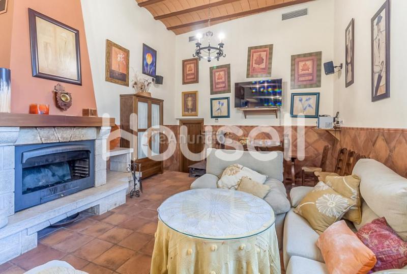 Casa en venta de 885  m en Plaza De la Constitución, 23538 Albanchez de Mágina (Jaén)