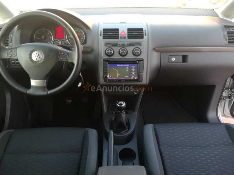 Volkswagen Touran 1.9Tdi  105cv (PegatinaB) 