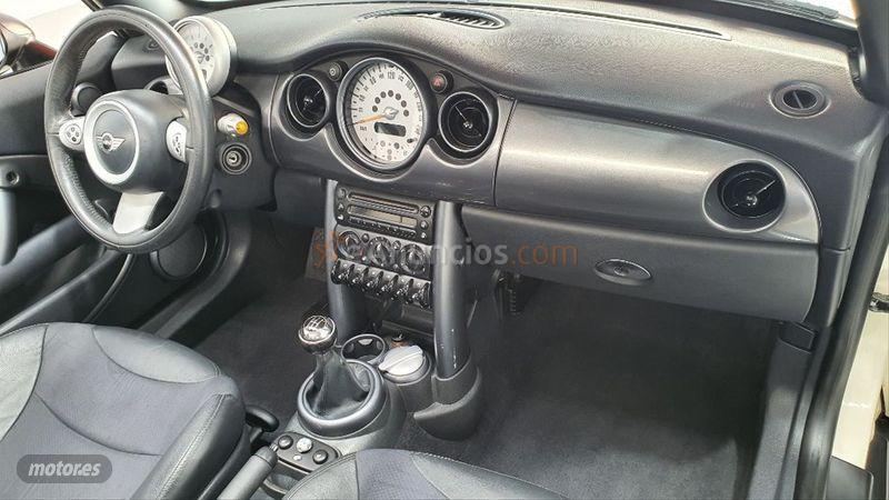 Mini Cooper One Cabrio de 2007 con 75.000 Km por 8.490 EUR. en Malaga