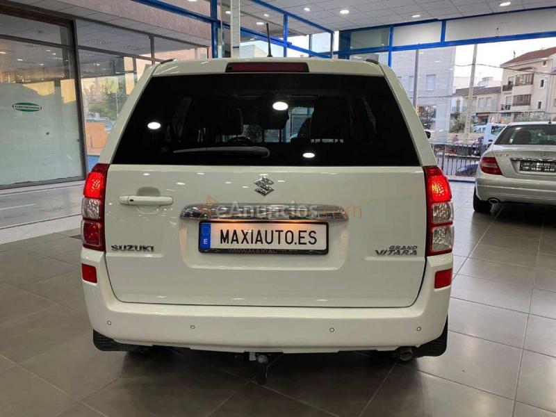 Suzuki Grand Vitara SERIE LIMITADA X30 4x4 reductoras 
