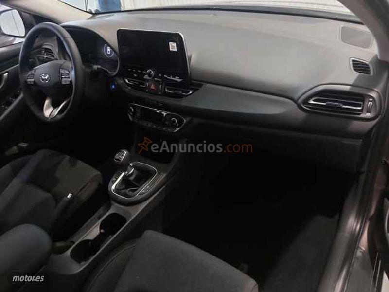 Hyundai i30 TGDI 1.0 120CV 48V TECNO de 2021 con 2.974 Km por 24.990 EUR. en Huelva