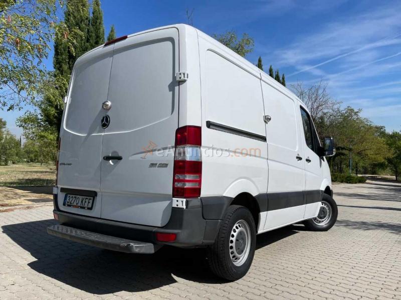 Mercedes Sprinter Corto 3.0T 211 CDI 114cv 6 vel. *38.000 km* *Nacional* 