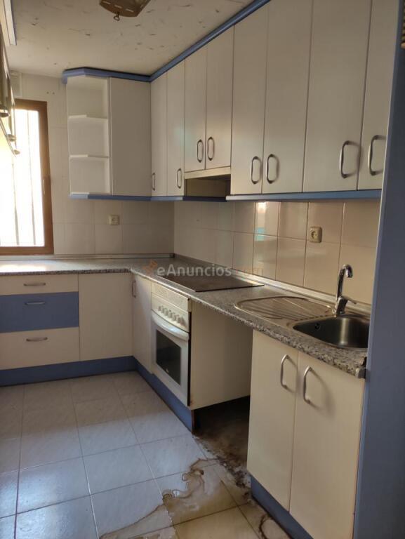 Vivienda a reformar en el barrio de ANTEQUERUELA