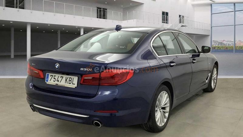 BMW Serie 5 530i xDrive 252cv Luxury 