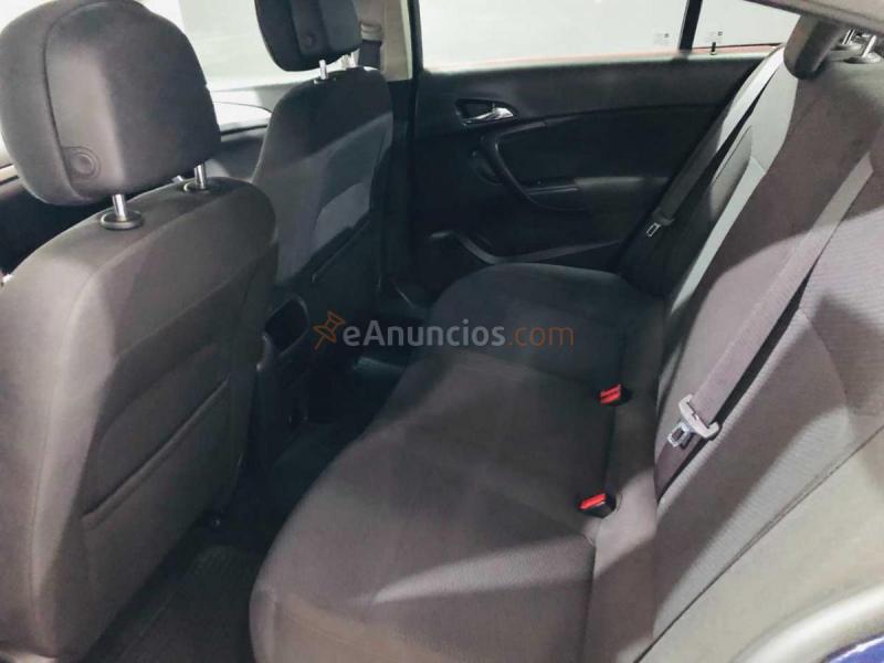 Opel Insignia  2.0 CDTI SELECTIVE  