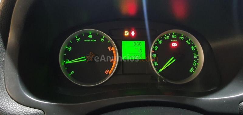 Skoda Fabia 1.2 60 CV 5 PUERTAS 