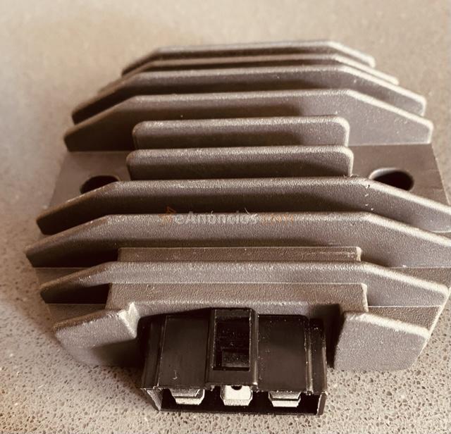 Reloj tapas de motor regulador hyosung comet 125