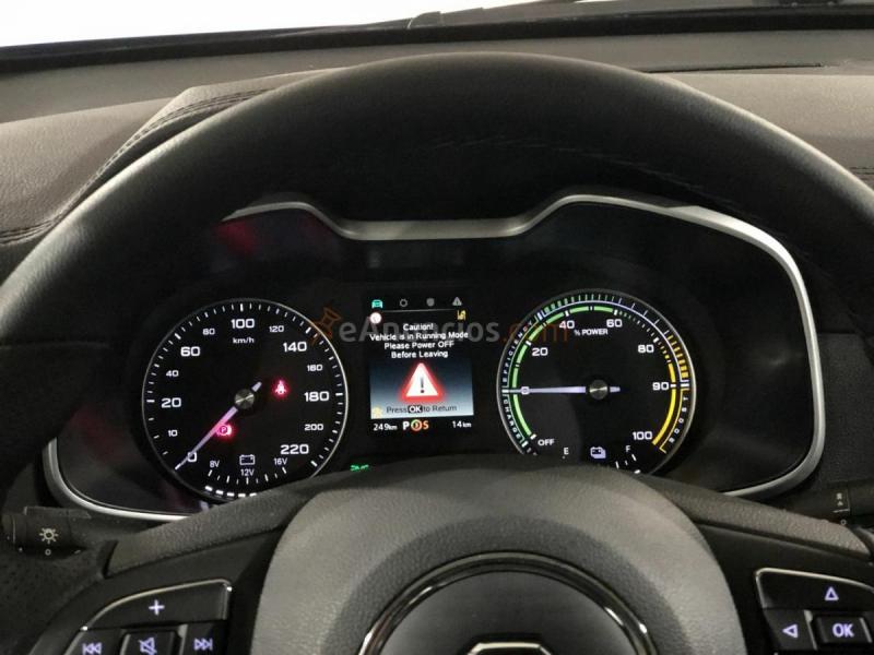 MG ZS EV Luxury 1.5T 143 CV