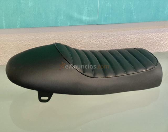Asiento café racer nuevo a estrenar para motos
